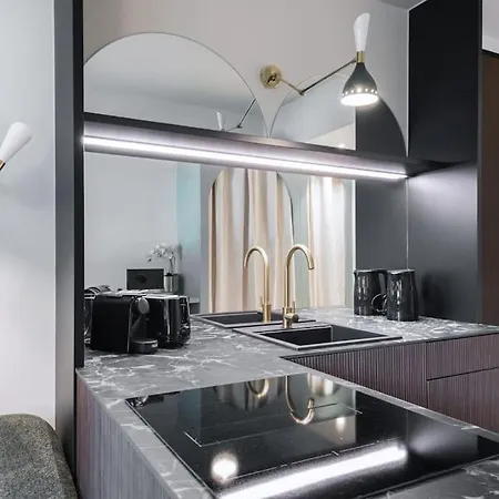Easylife - Elegant In Sant'ambrogio Lejlighed