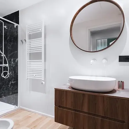 Easylife - Elegant In Sant'ambrogio Lejlighed